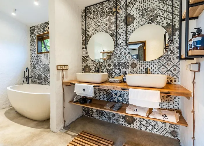 Rumah By Evdekimi - Quiet Escape With Pool And Outdoor Lounge - Long Extras Villa